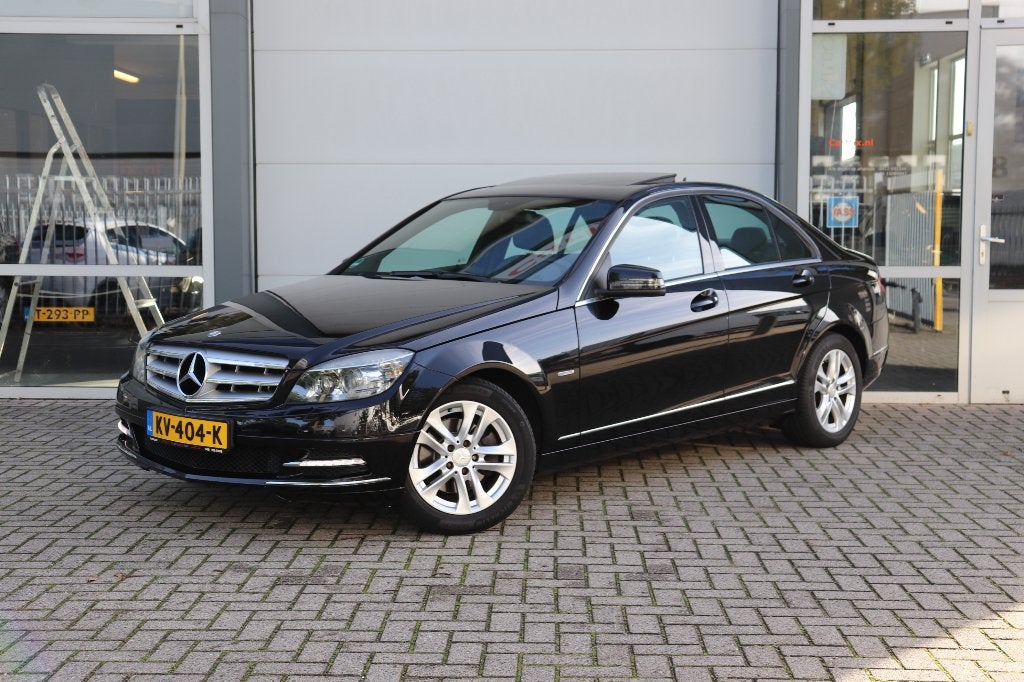Mercedes-Benz C-Klasse 2.0 C200 CGI/CRUISE/NAVI/STOEL.VERW/, Auto's, Achterwielaandrijving, 1800 kg, Zwart, 4 cilinders