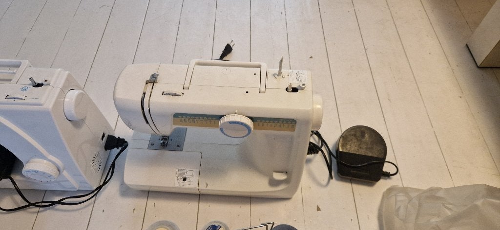 Lock en naaimachines, Ophalen, Gebruikt, Lockmachine, Singer