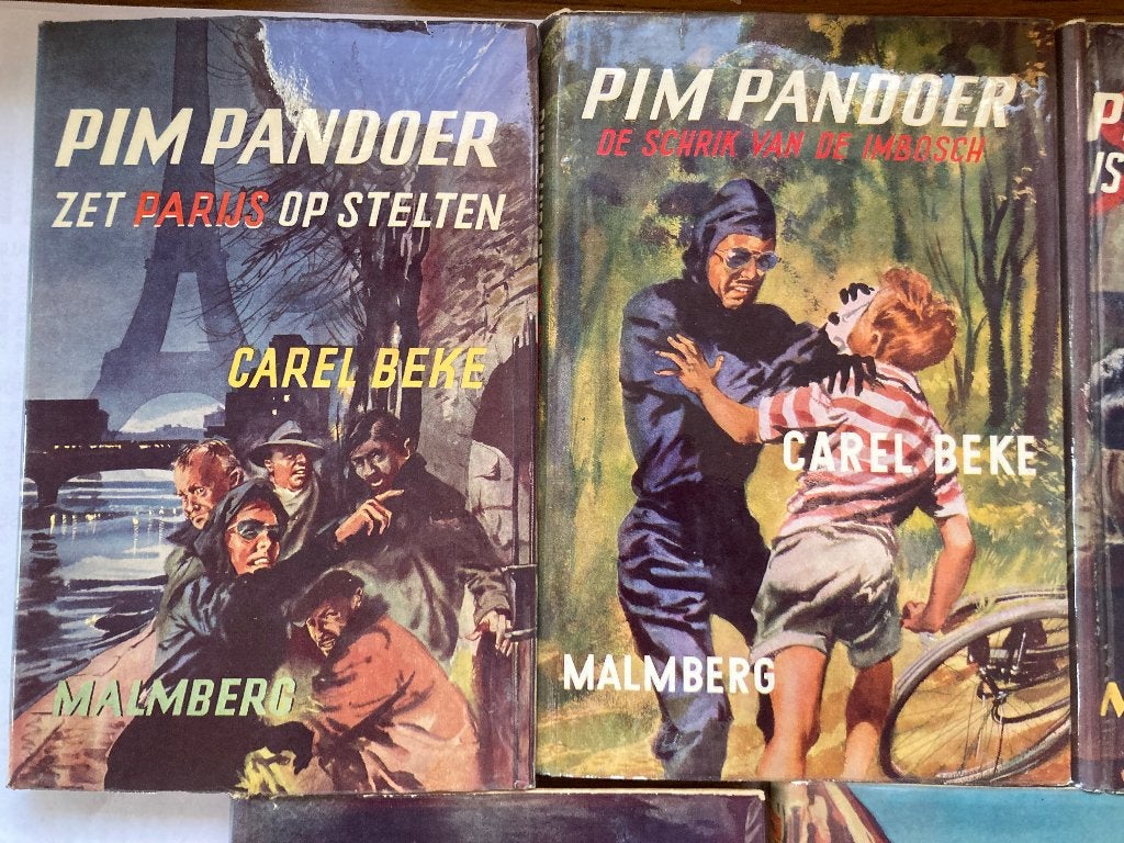 T.K. Pim Pandoer De rode spin & Zet Parijs op stelten, Ophalen of Verzenden, Gelezen, Carel Beke, Fictie algemeen