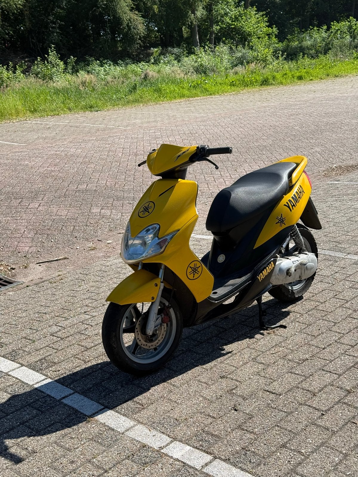 Yamaha Jog R - Gele plaat