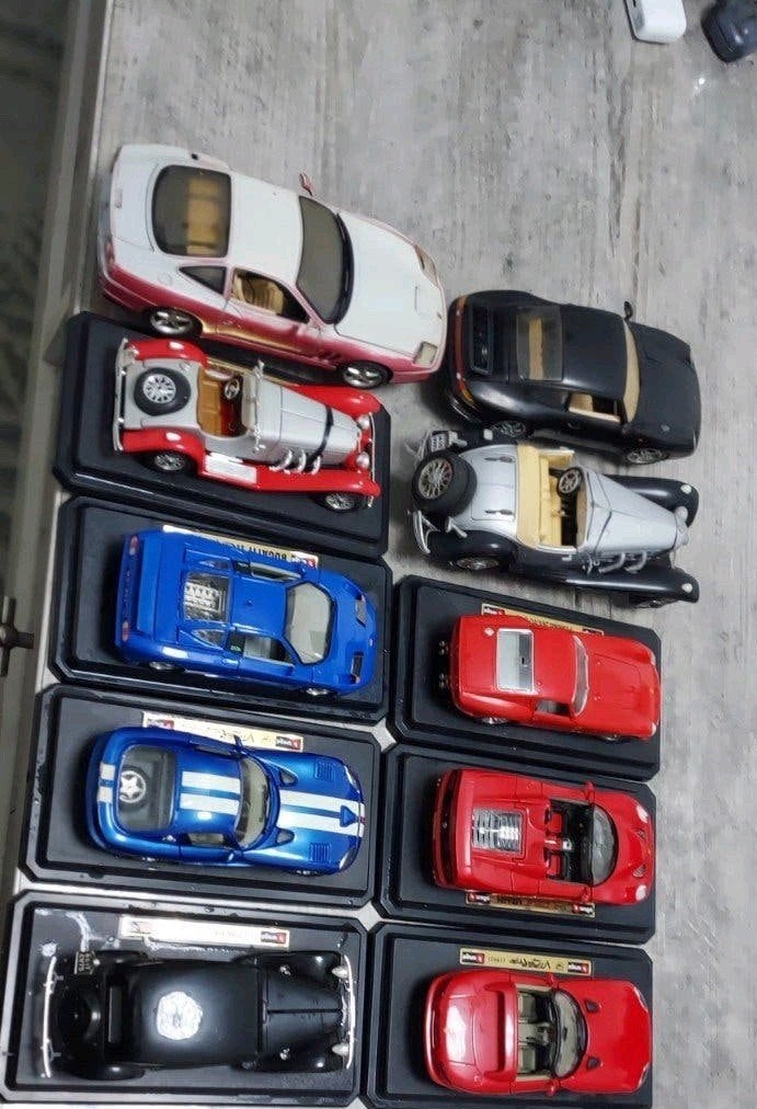 Verzameling van 10 Bburago modelauto's - Diverse merken, Hobby en Vrije tijd, Modelauto's | 1:43, Ophalen of Verzenden