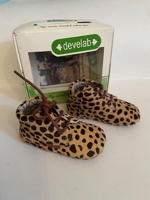 Develab kinderschoentjes baby schoentjes leopard. Nieuw 18., Ophalen, Develab, Jongen of Meisje, Schoenen