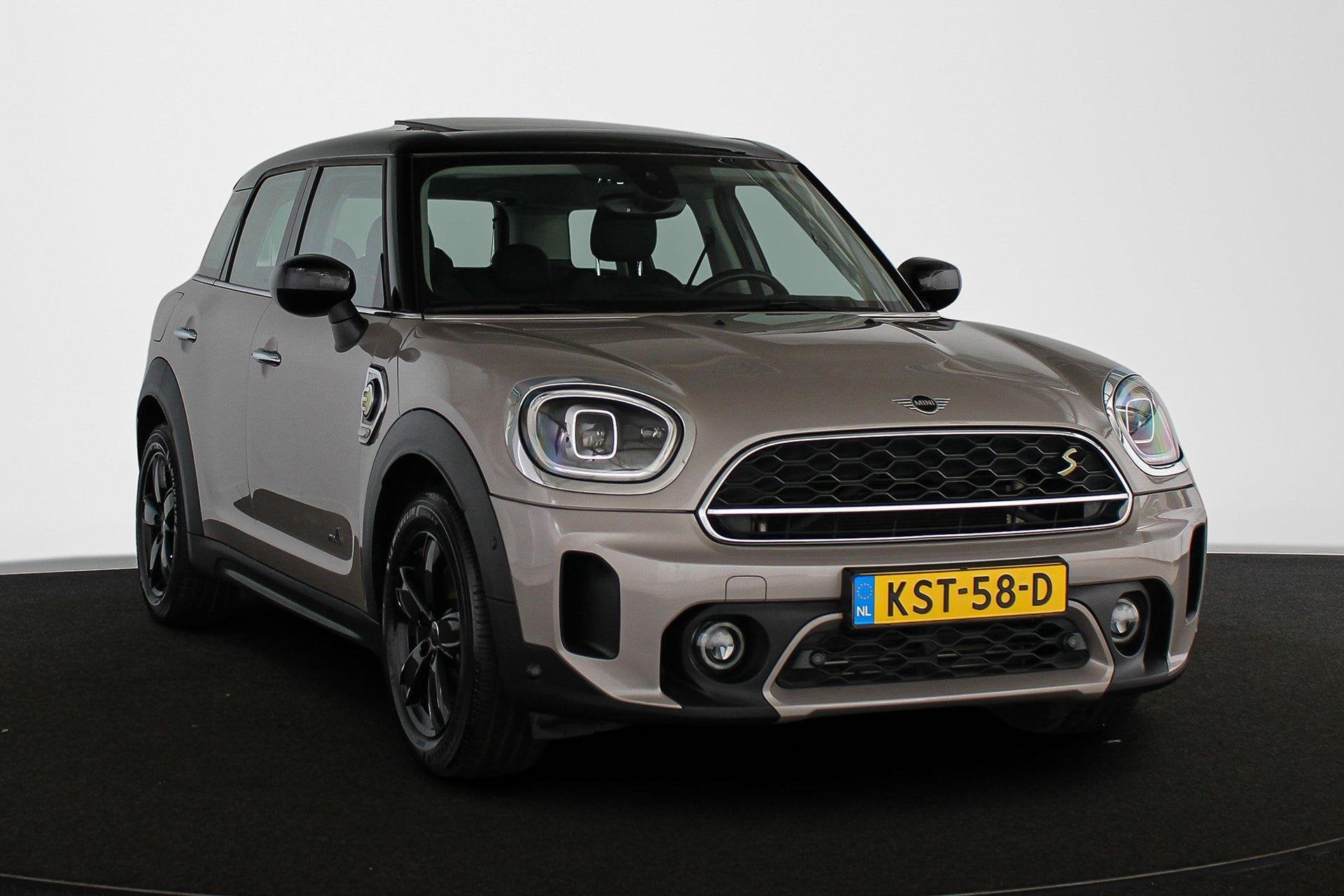 MINI Countryman 1.5 Cooper S E ALL4 Untamed Pano Harman Kard, Auto's, Mini, Automaat, Gebruikt, Countryman, Plug-in hybride