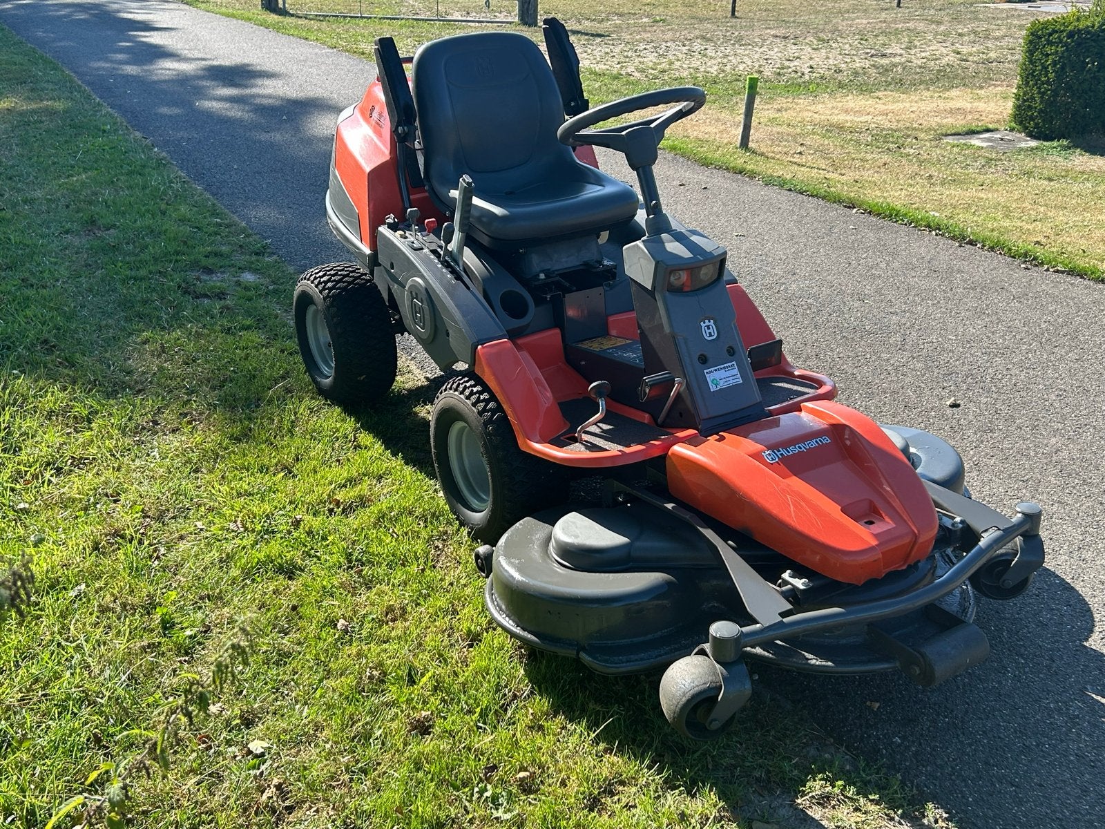 Husqvarna Rider R422TS, Tuin en Terras, Grasmaaiers, Ophalen, Cirkelmaaier, Gebruikt, Mulchfunctie