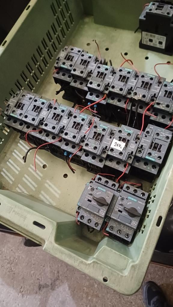 Siemens contactors magneetschakelaars, Hobby en Vrije tijd, Elektronica-componenten, Ophalen of Verzenden