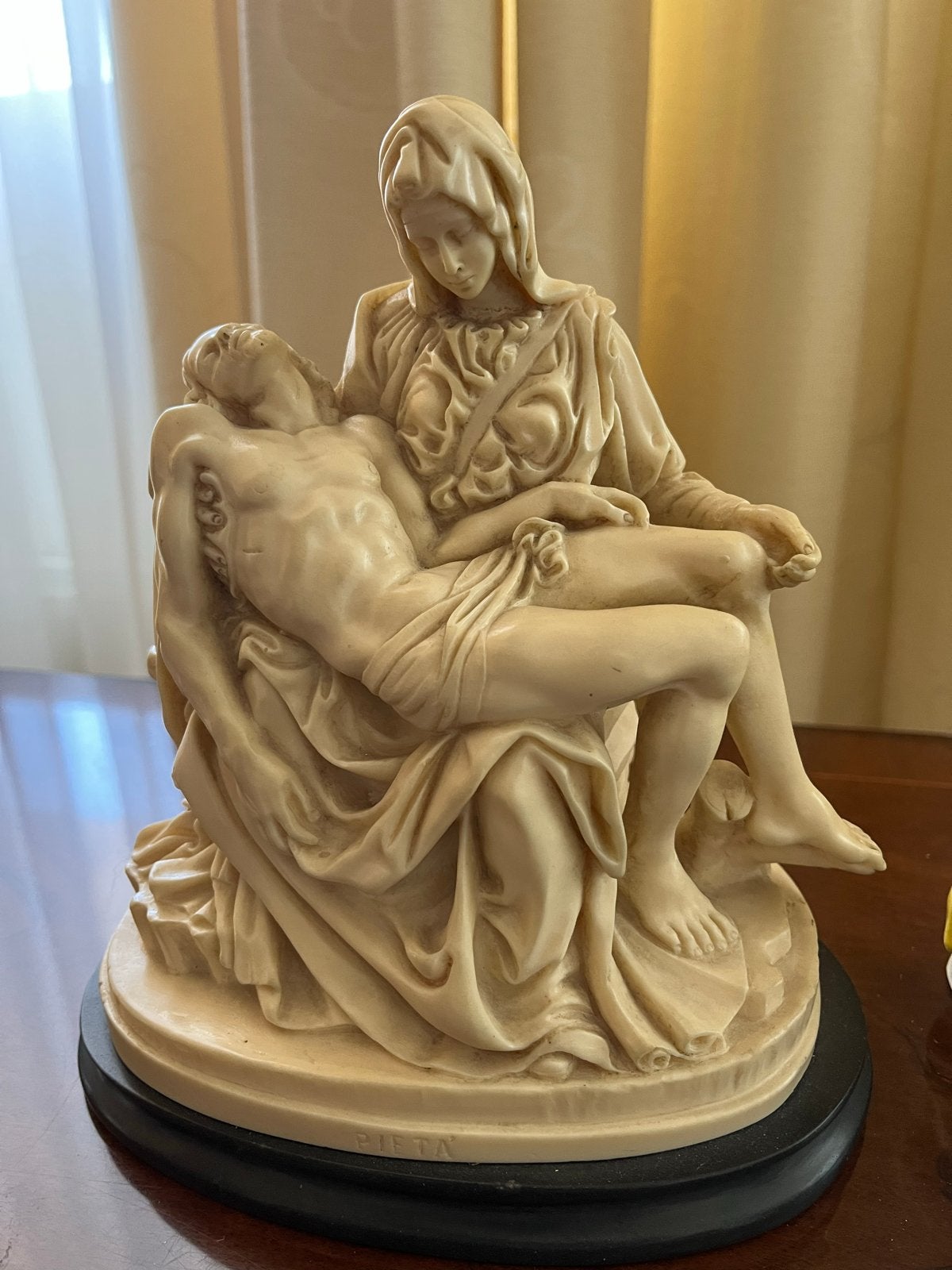 Michelangelo's Piëta Beeld - Klassiek Religieus Kunstwerk, Ophalen, 20 - 50 cm, Op sokkel, Beeld