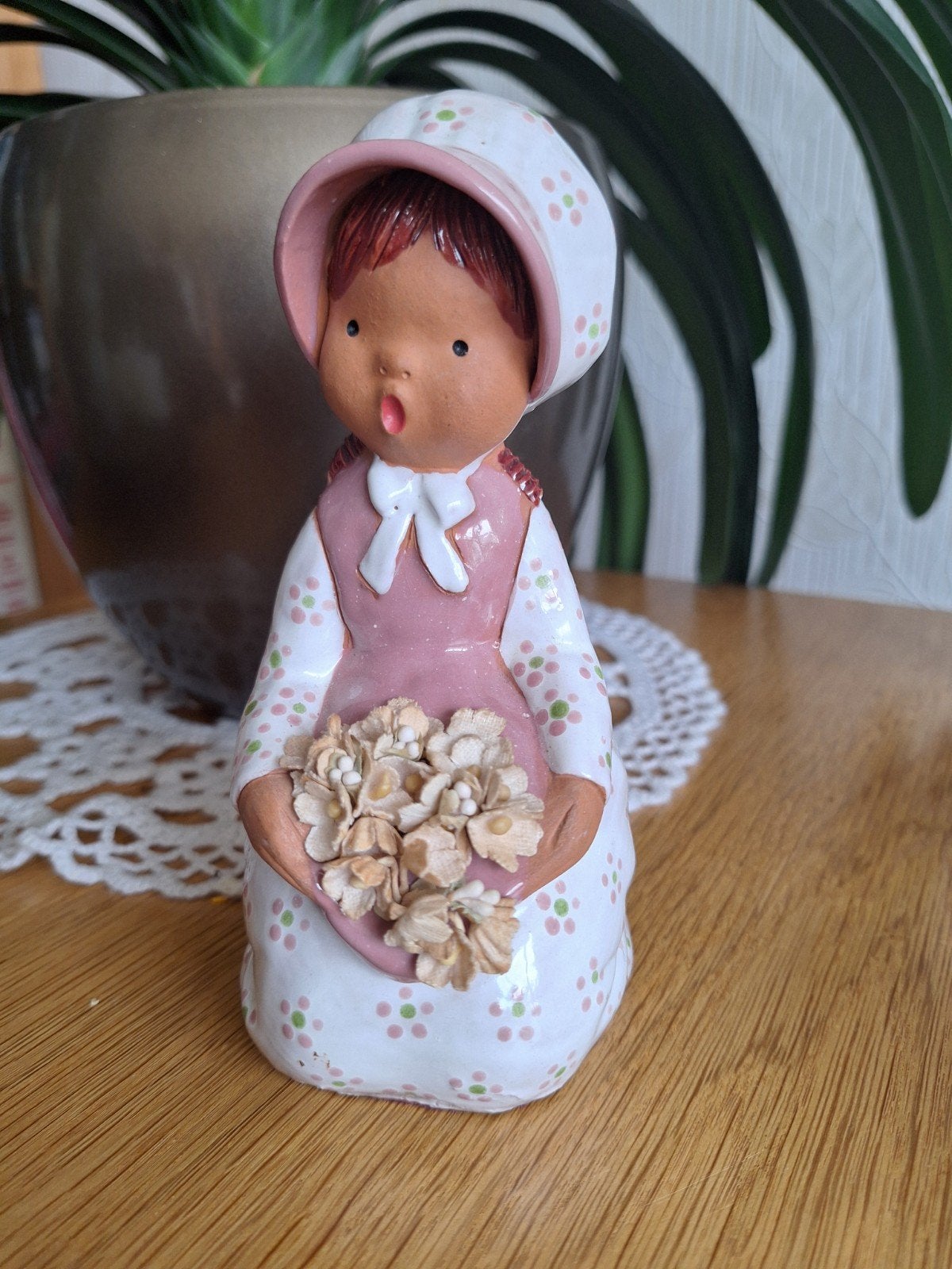 Vintage Jullar Spain Bloemenmeisje, Antiek en Kunst, Curiosa en Brocante, Ophalen