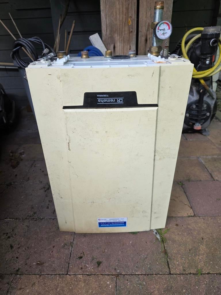 Remeha Tzerra CV-ketel, Gebruikt, Hoog rendement (Hr), Cv-ketel of Combi-ketel, Minder dan 60 cm