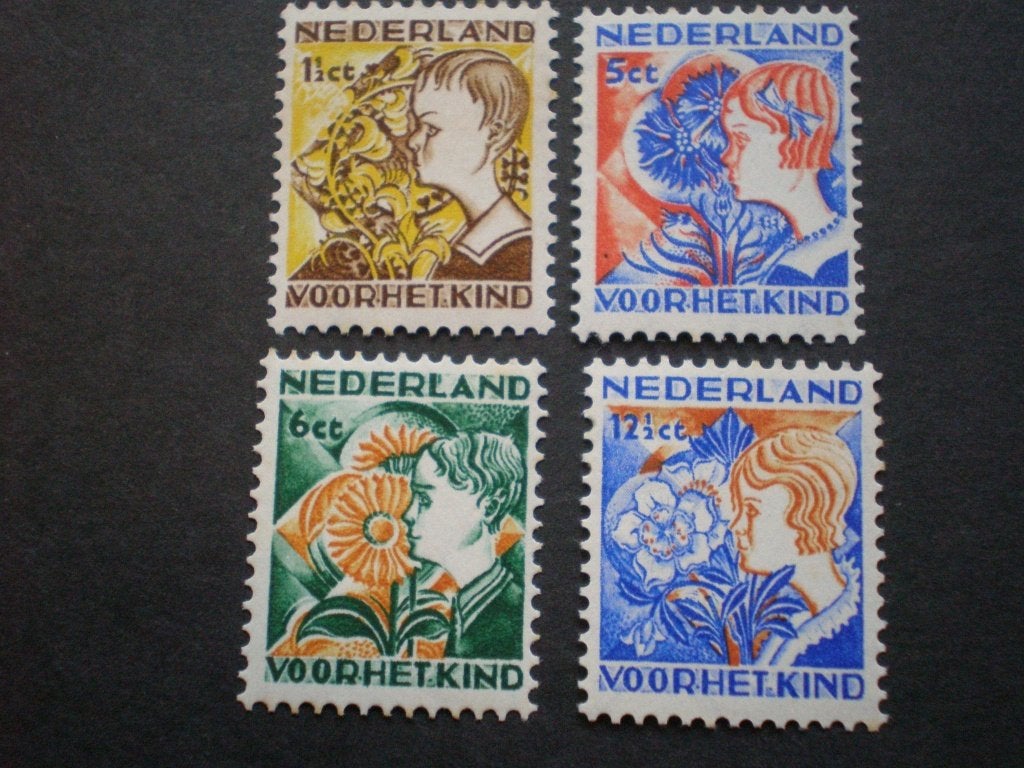 nederland NVPH 248-251 Postfris ( U 780)..€ 22,50, Ophalen of Verzenden