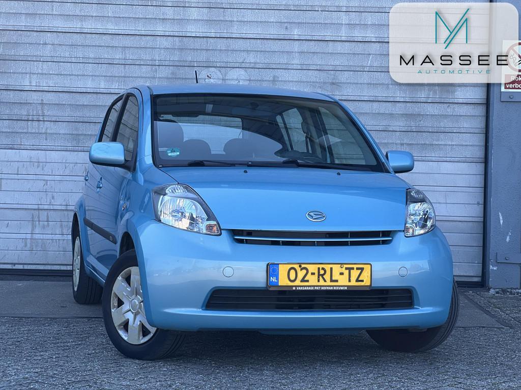 Daihatsu Sirion 2 1.3-16V Comfort | AIRCO | STAPEL FACTUREN, Auto's, Daihatsu, Voorwielaandrijving, Stof, Metallic lak, 4 cilinders