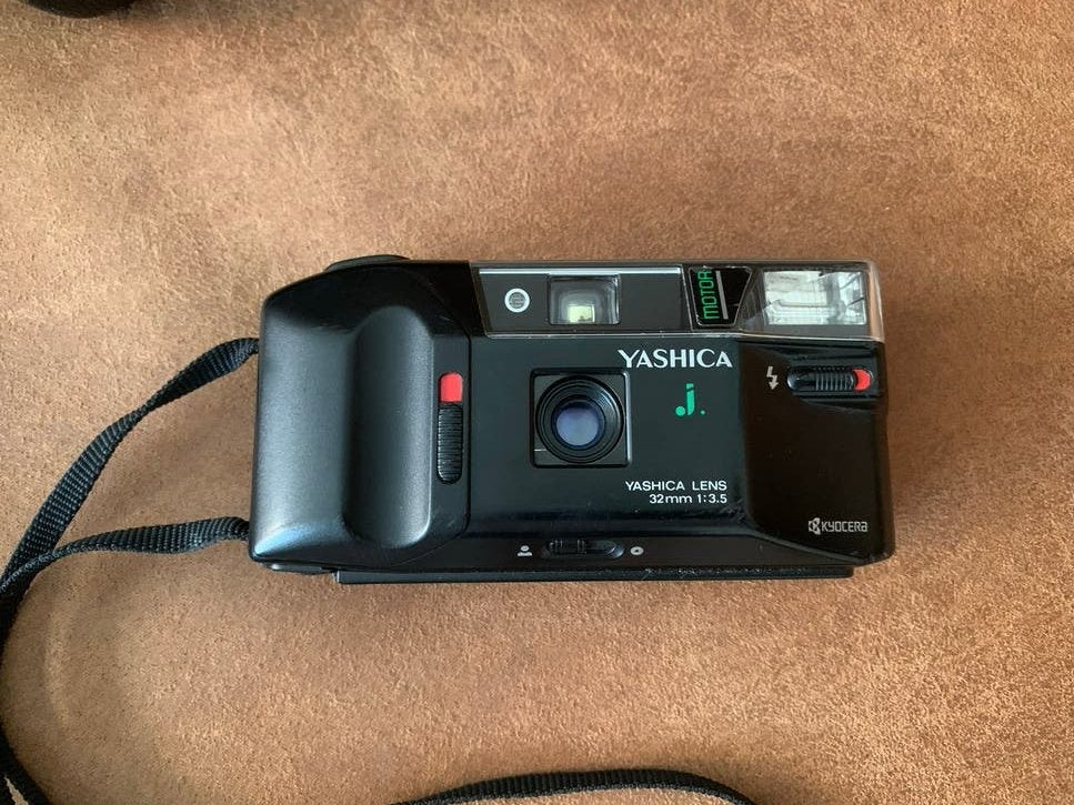 Yashica J. Motor - Vintage analoge point-and-shoot camera, Verzenden, Gebruikt, Compact, Overige Merken