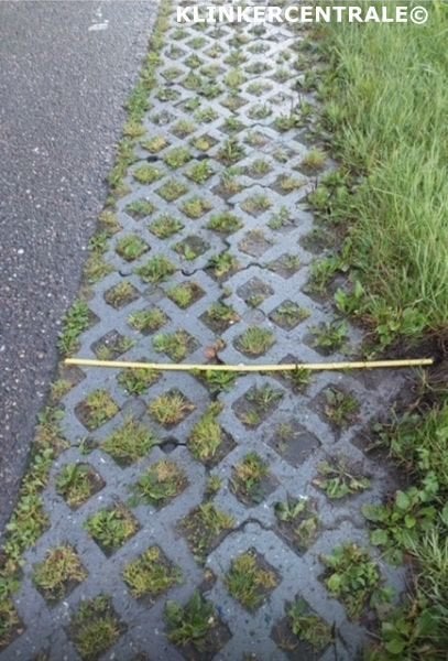 ROOIKORTING 2.000m2 grijs gebruikte kunststof grastegels, Gebruikt, Verzenden, Bij dit gebruikte product niet meer te achterhalen.