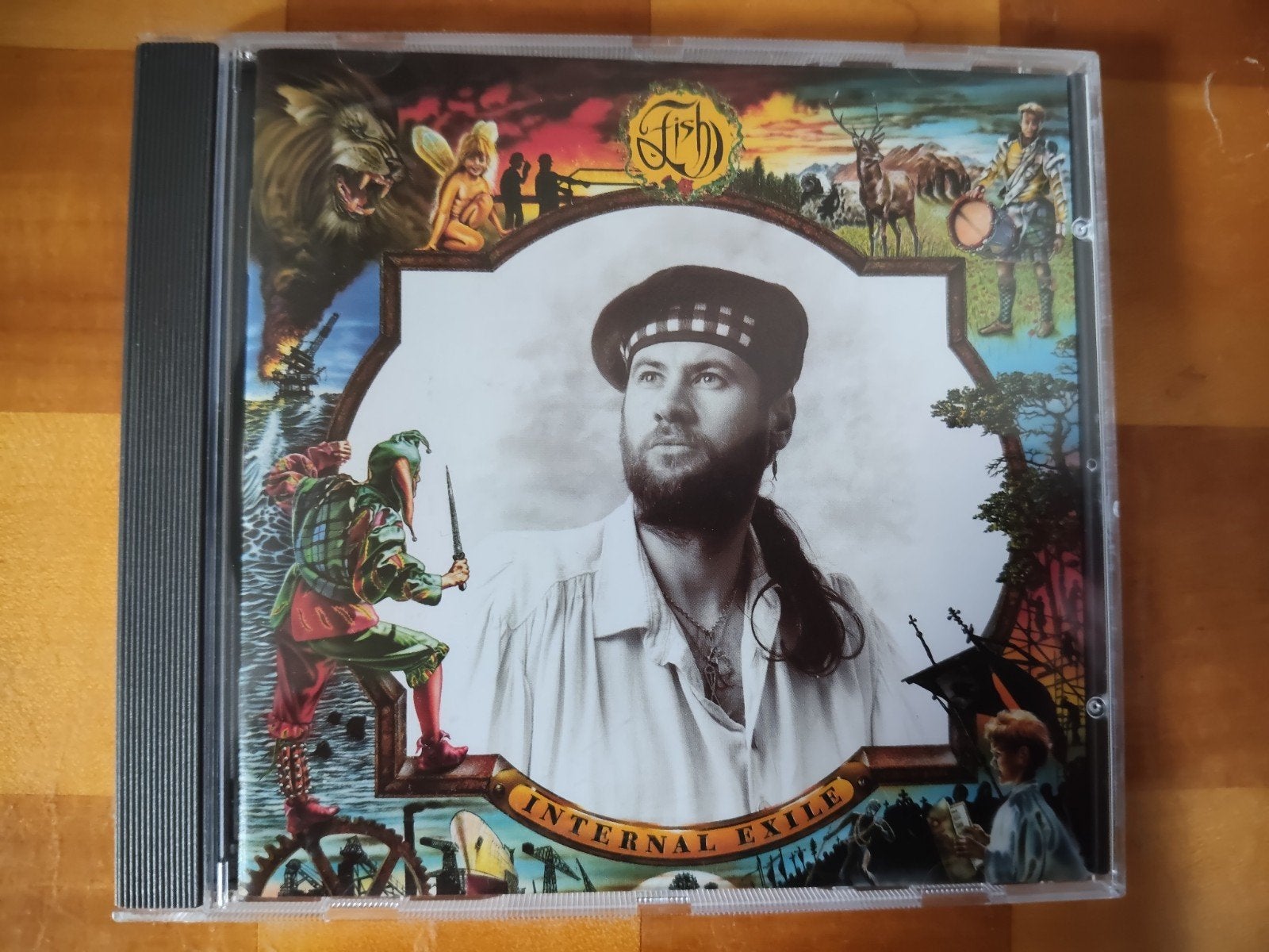 Fish Internal Exile cd ZGAN!!!, Inclusief boekje, Singer-songwriter, Ophalen of Verzenden, Zo goed als nieuw