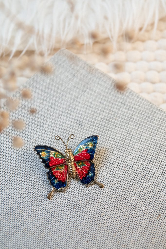 Vintage vlinder broche speldje, Ophalen of Verzenden, Zo goed als nieuw, Goud, Overige materialen