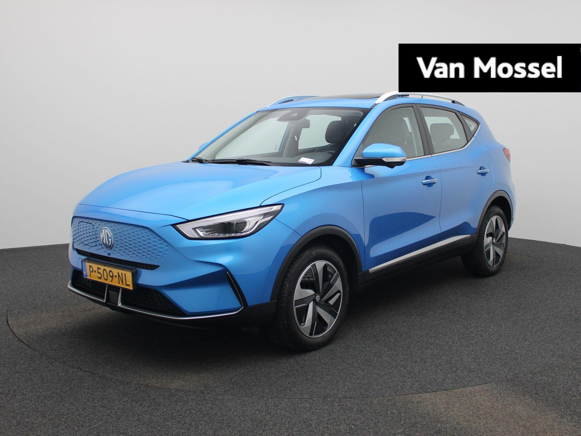 MG ZS EV Long Range Luxury 70 kWh | Navi | Leder | Panoramad, Auto's, 12 maanden, Gebruikt, Origineel Nederlands, SUV of Terreinwagen