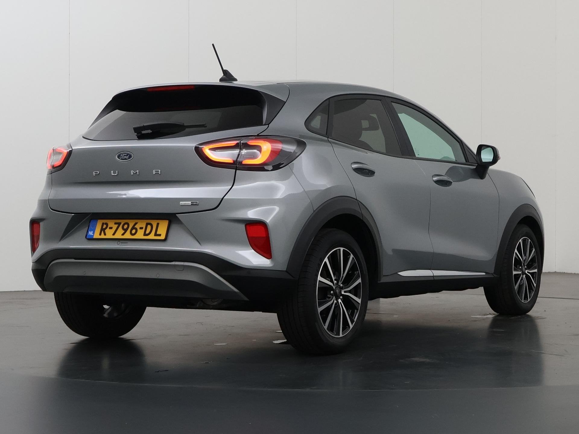 Ford Puma 1.0 EcoBoost Hybrid Titanium | Winterpakket | Clim, Voorwielaandrijving, Traction-control, 3 cilinders, 1100 kg
