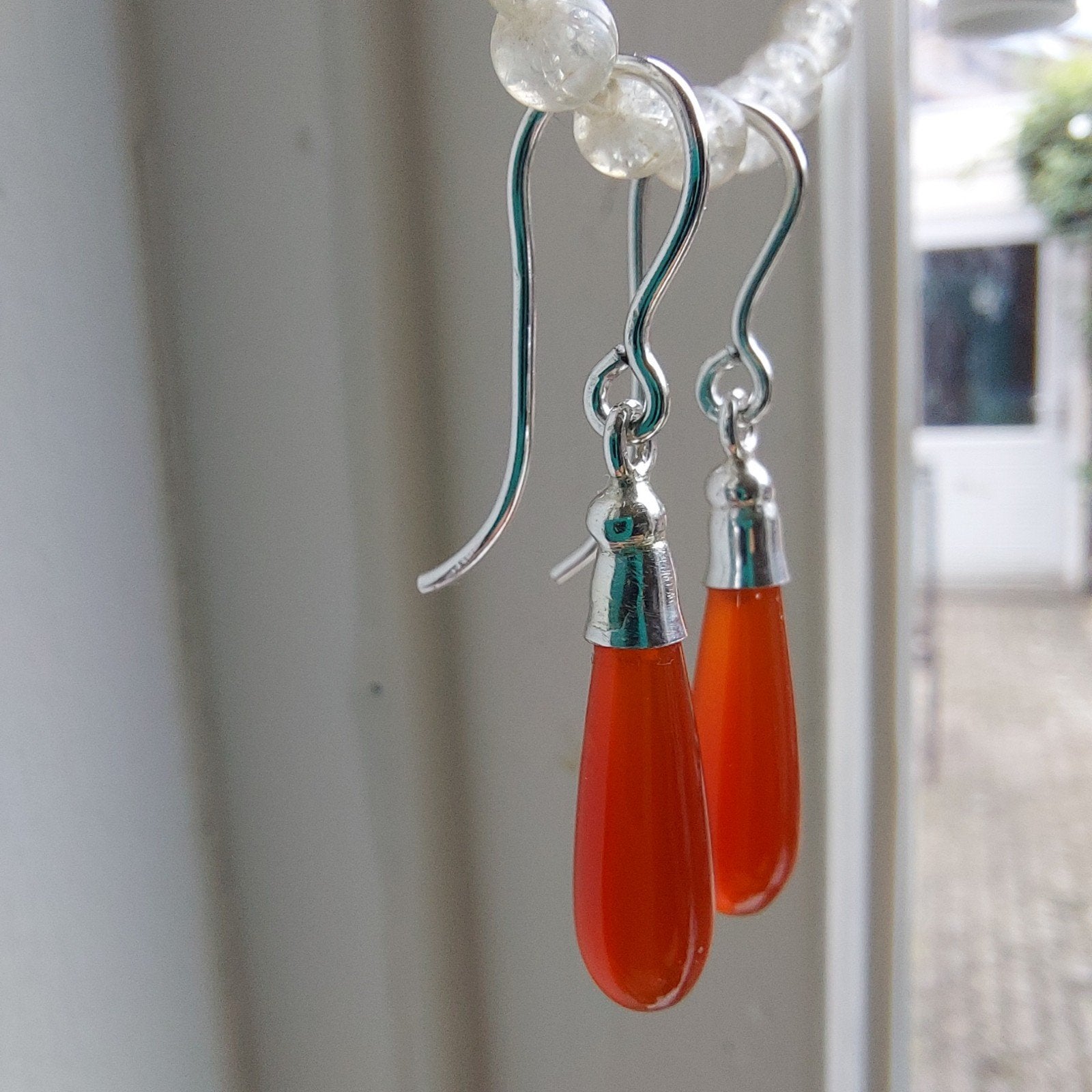 Mooie nieuwe zilveren oorbellen met Carneool pegels, Hangers, Nieuw, Oranje, Ophalen of Verzenden