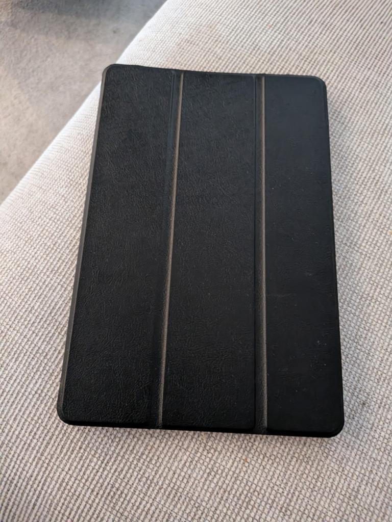 Samsung tab a11 plus hoes, Computers en Software, Tablet-hoezen, Ophalen of Verzenden, Zo goed als nieuw, 10 inch, Bescherming voor- en achterkant