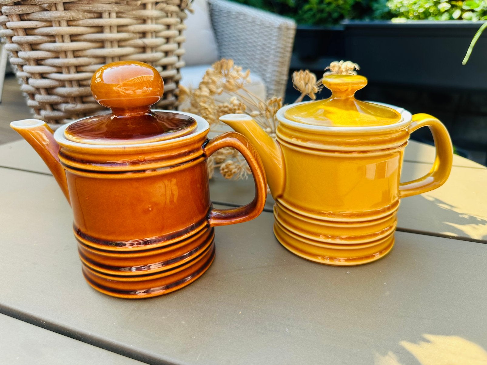 Twee vintage theepotten, Ophalen of Verzenden