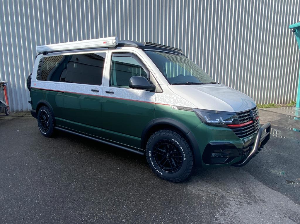 Te koop: Stoere VW Transporter Camper T6.1/bj.2021/56.130km, Bedrijf, Overige merken, Standkachel, Tot en met 4