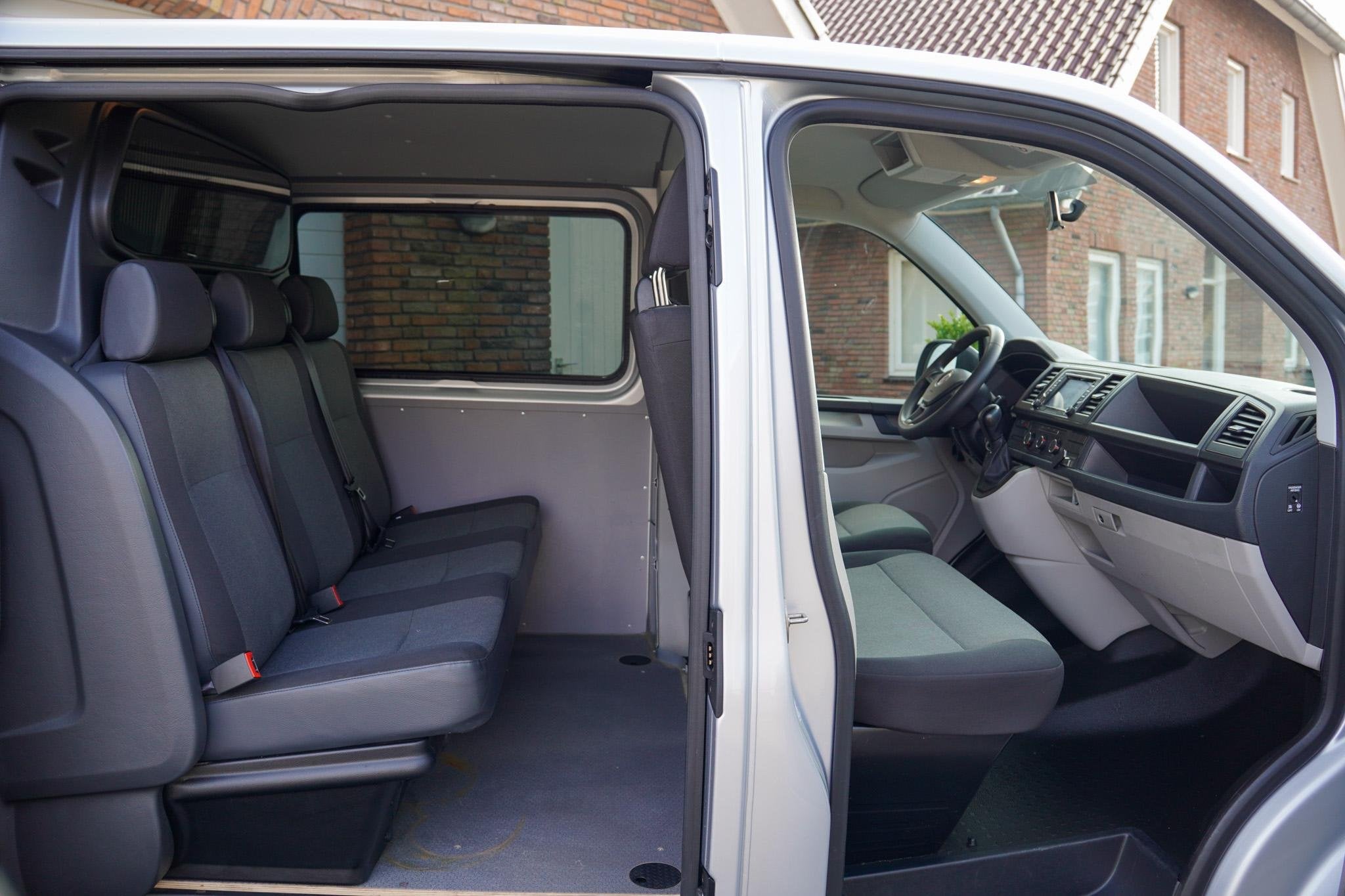 Volkswagen Transporter T6 150PK DSG L2H1 DUB/CAB Trekhaak 6-, Stof, Gebruikt, 4 cilinders, 150 pk