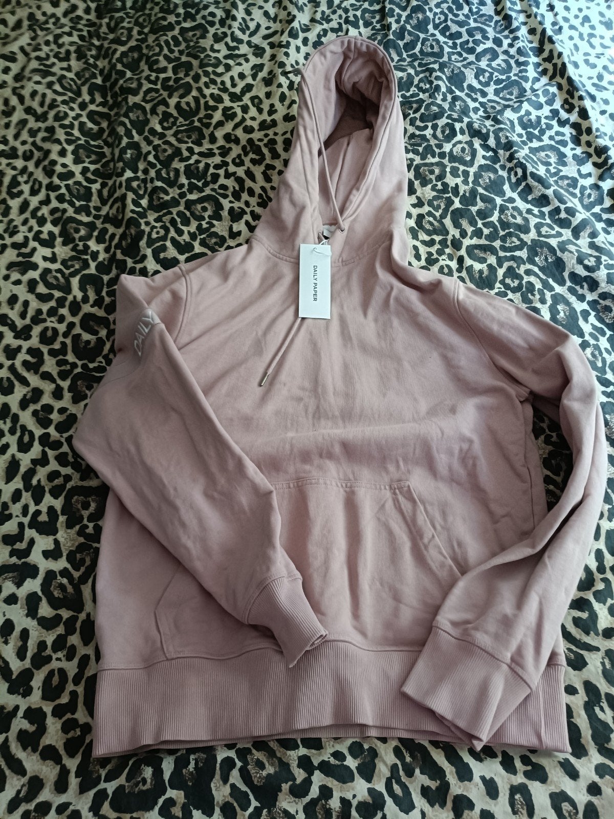 Daily Paper Roze Hoodie - mr L Nieuw met kaartjes, Maat 38/40 (M), Ophalen of Verzenden, Roze, Daily Paper