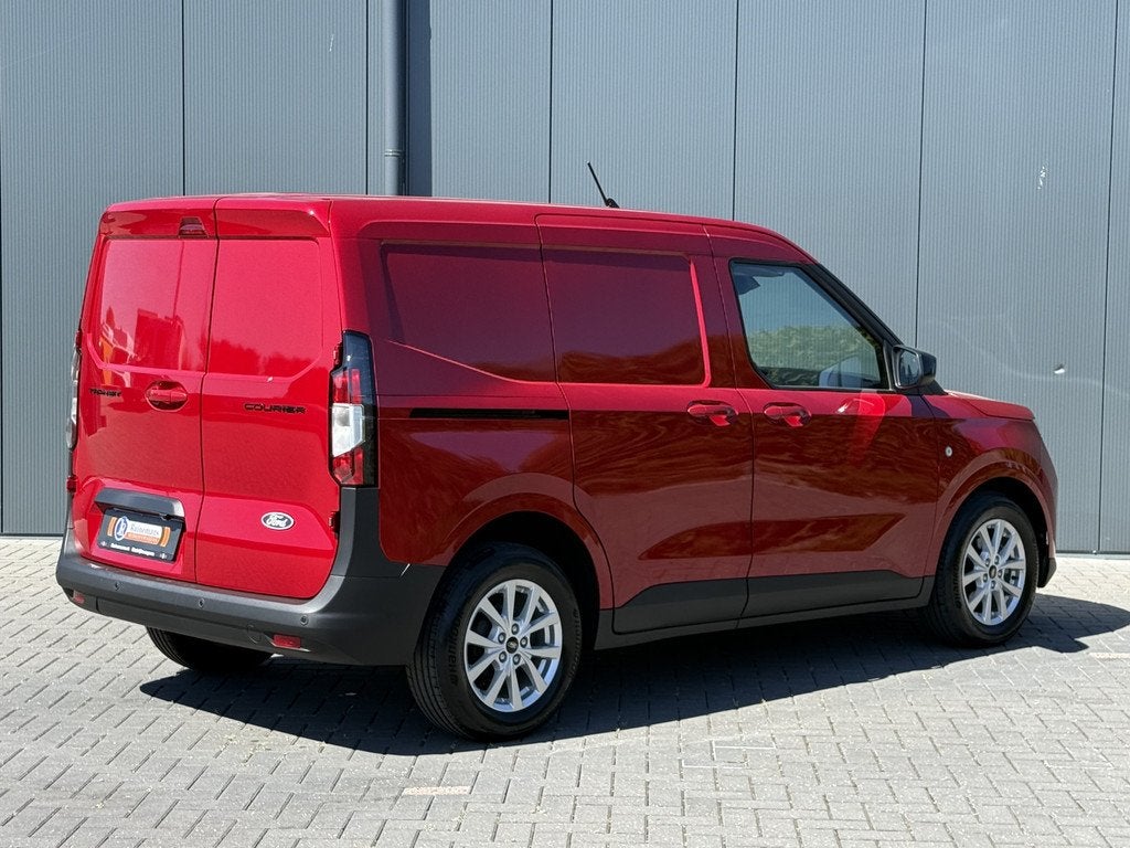 Ford Transit Courier 1.5 EcoBlue / LIMITED / *2.852 KM!* / C, Voorwielaandrijving, 1263 kg, 101 pk, Gebruikt