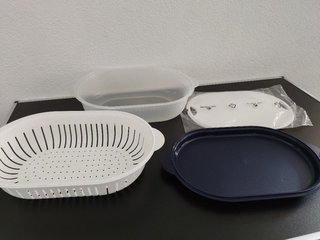Tupperware Preludio Set: snijplank, vergiet, dienblad. NIEUW, Ophalen of Verzenden, Nieuw, Blauw, Schaal