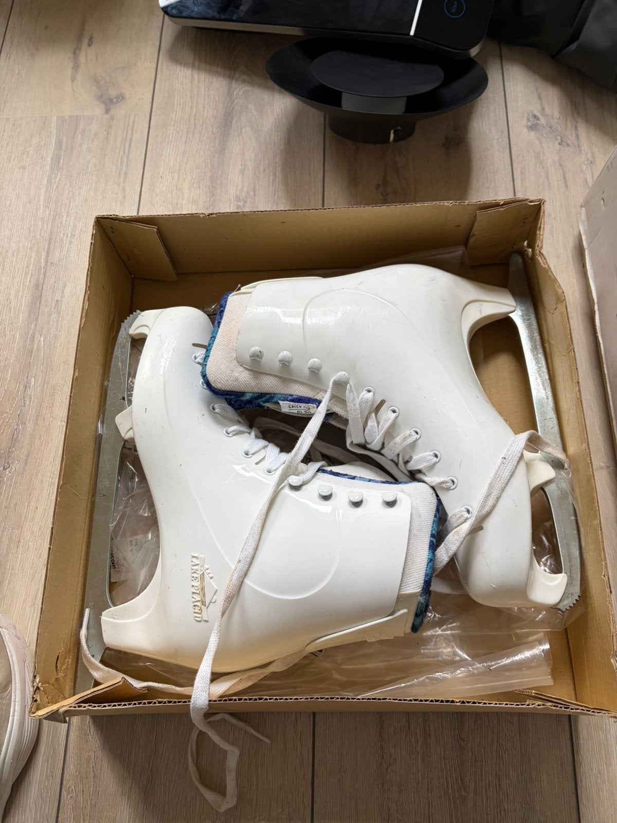 Dames schaatsen., Ophalen of Verzenden, Zo goed als nieuw