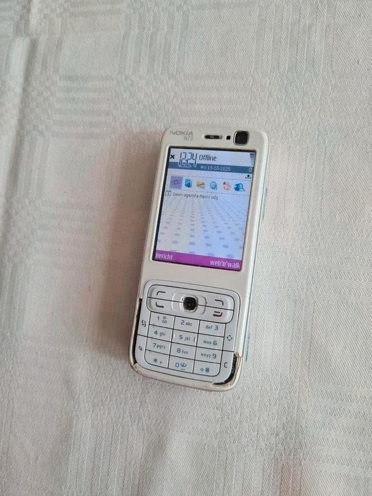 Nokia N73 Vintage smartphone Werkend Zeldzaam verzamelobject, Telecommunicatie, Mobiele telefoons | Nokia, Gebruikt, Fysiek toetsenbord