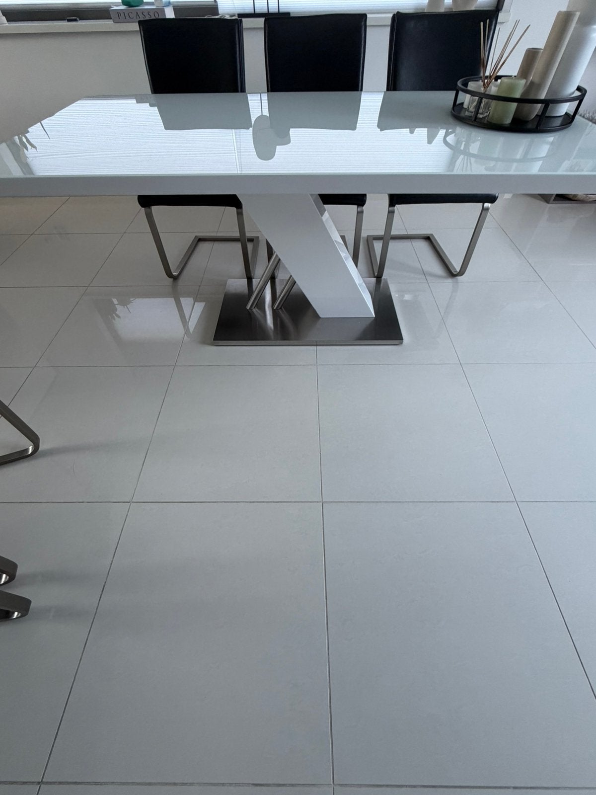Eettafel wit, Huis en Inrichting, Ophalen, Zo goed als nieuw, 75 m² of meer, Laminaat