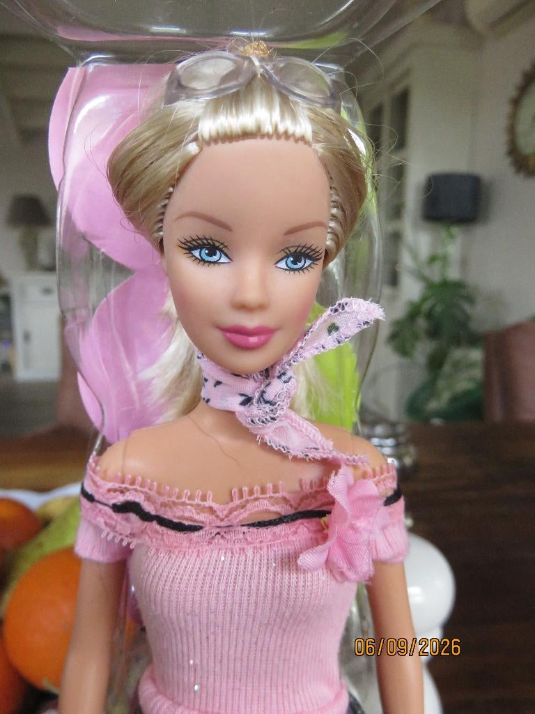 BARBIE  FASHION  FEVER NIEUW, Verzamelen, Poppen, Verzenden, Nieuw, Kleertjes