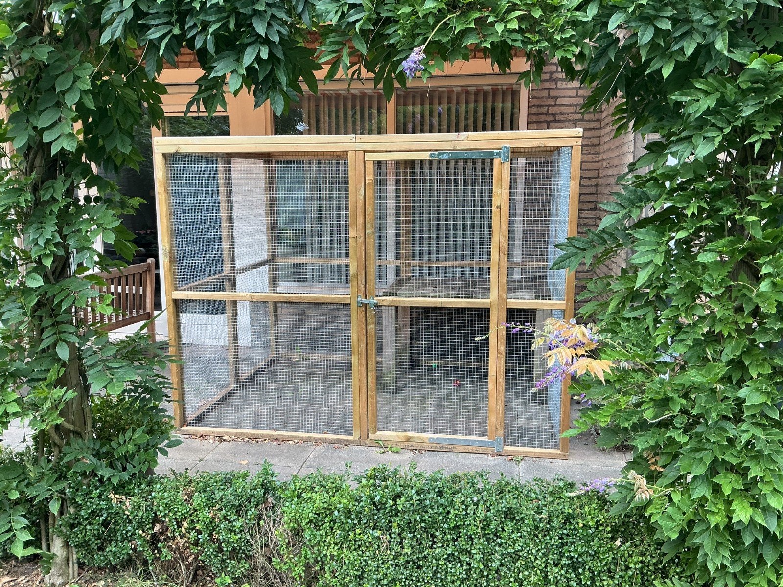 Grote buiten dierenkooi, Ophalen, Gebruikt, Hout, Overige typen