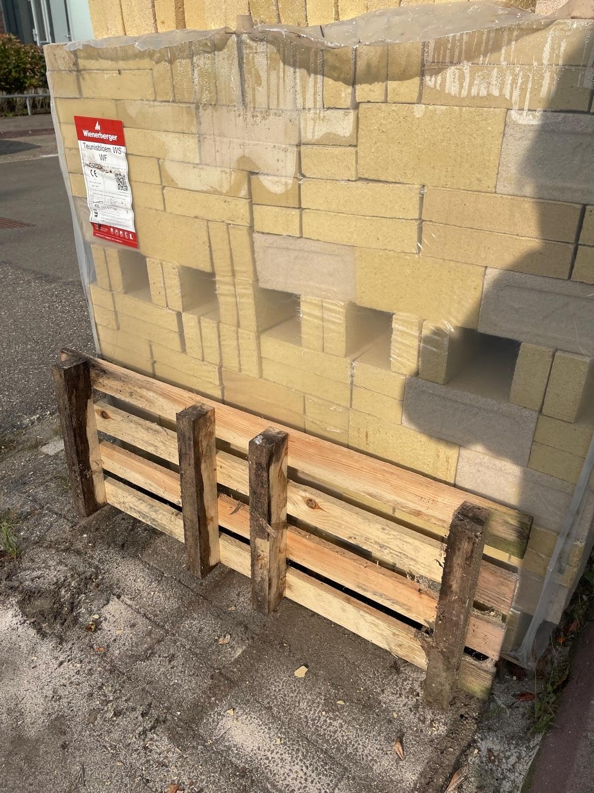 Ruim 1000 stenen, nieuw op pallet, Ophalen, Nieuw, Bakstenen
