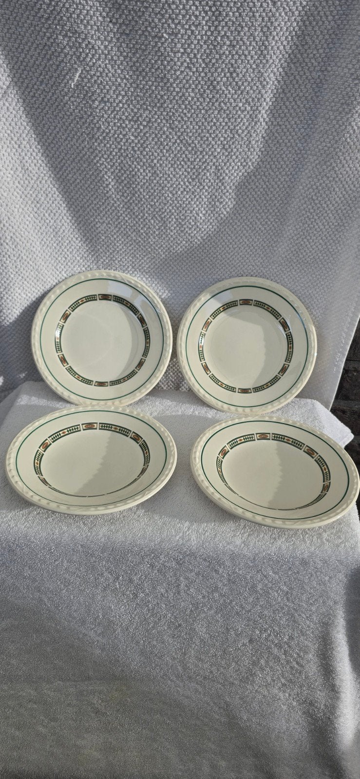 Recamier Royal Creamware borden en schalen - 8 stuks, Huis en Inrichting, Gebruikt, Ophalen of Verzenden, Bord(en), Overige stijlen