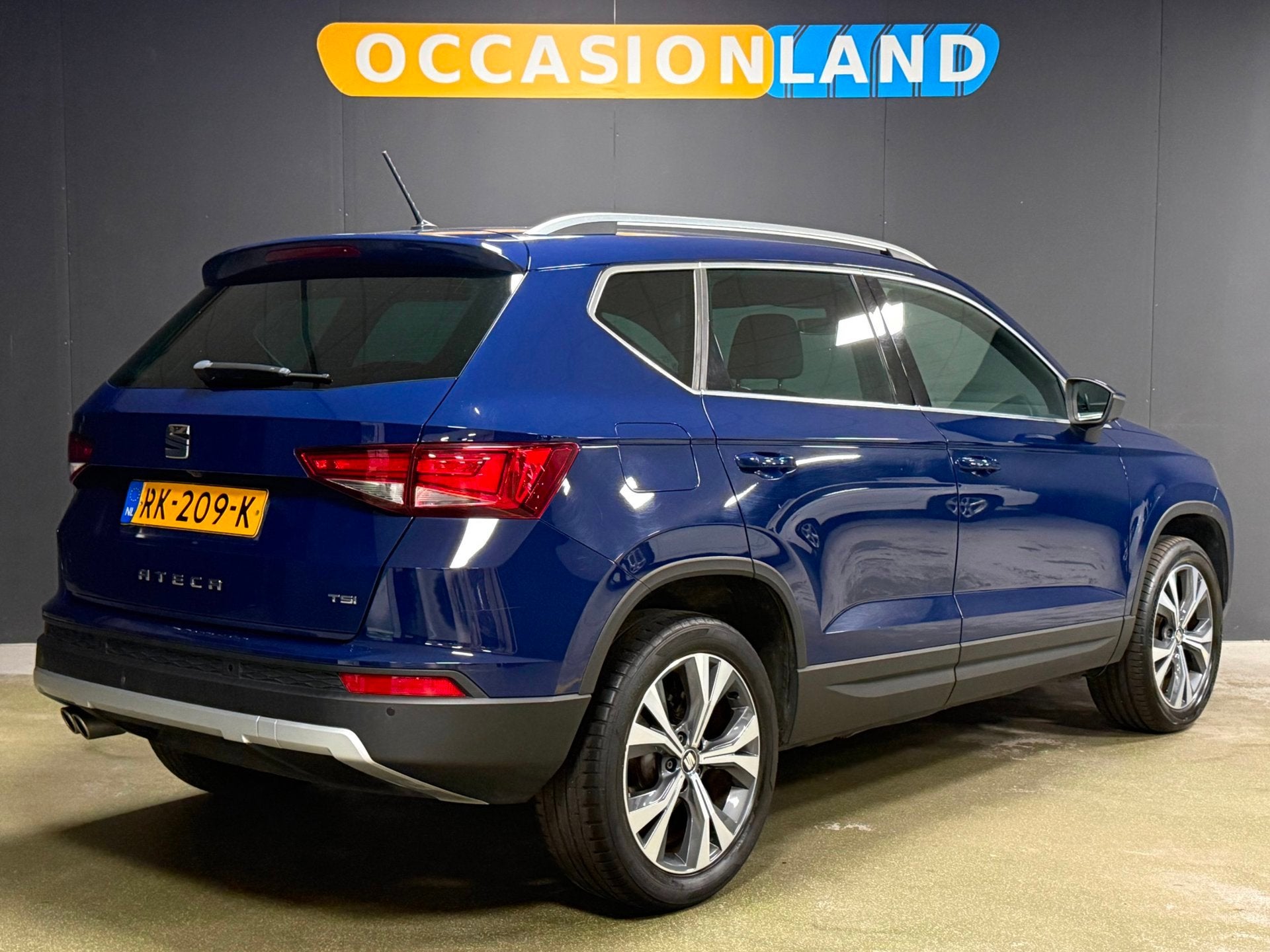 Seat Ateca 1.4 EcoTSI Xcellence|LED|KEYLESS|CRUISE|CLIMATE|S, Auto's, Gebruikt, 4 cilinders, 150 pk, Blauw