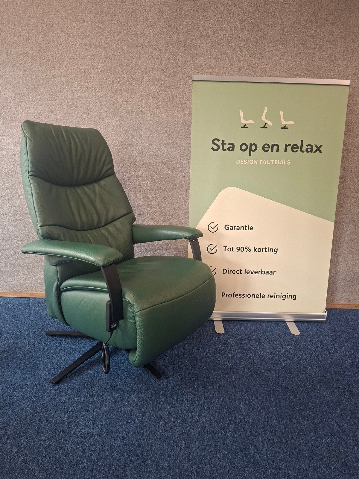 Elektrische relax fauteuil Meubelzorg als nieuw evt op accu