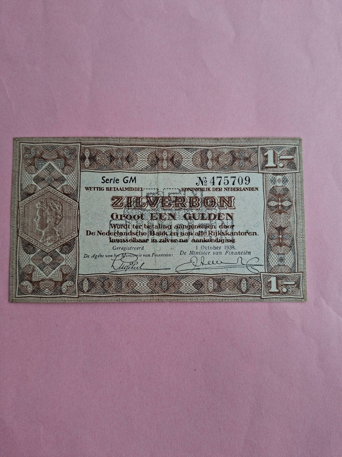 1 gulden Zilverbon uit 1938
in PR
Serie nummer GM 475709
NVM, Postzegels en Munten, Bankbiljetten | Nederland, Ophalen of Verzenden