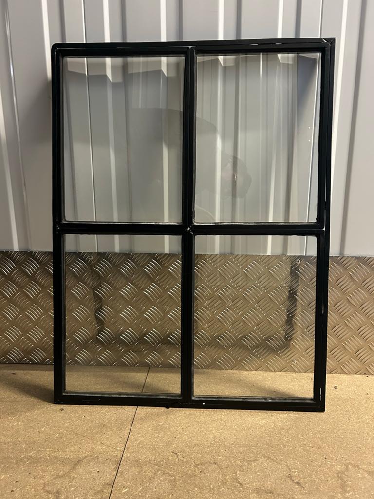 Zwart stalen stalraam., Ophalen, Gevelraam of Ruit, Gebruikt, Minder dan 80 cm