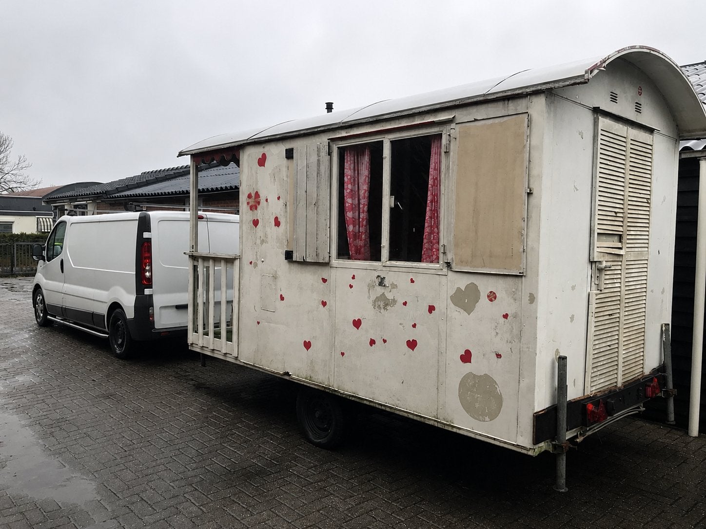 Pipowagen: gestrand project, Ophalen, Gebruikt