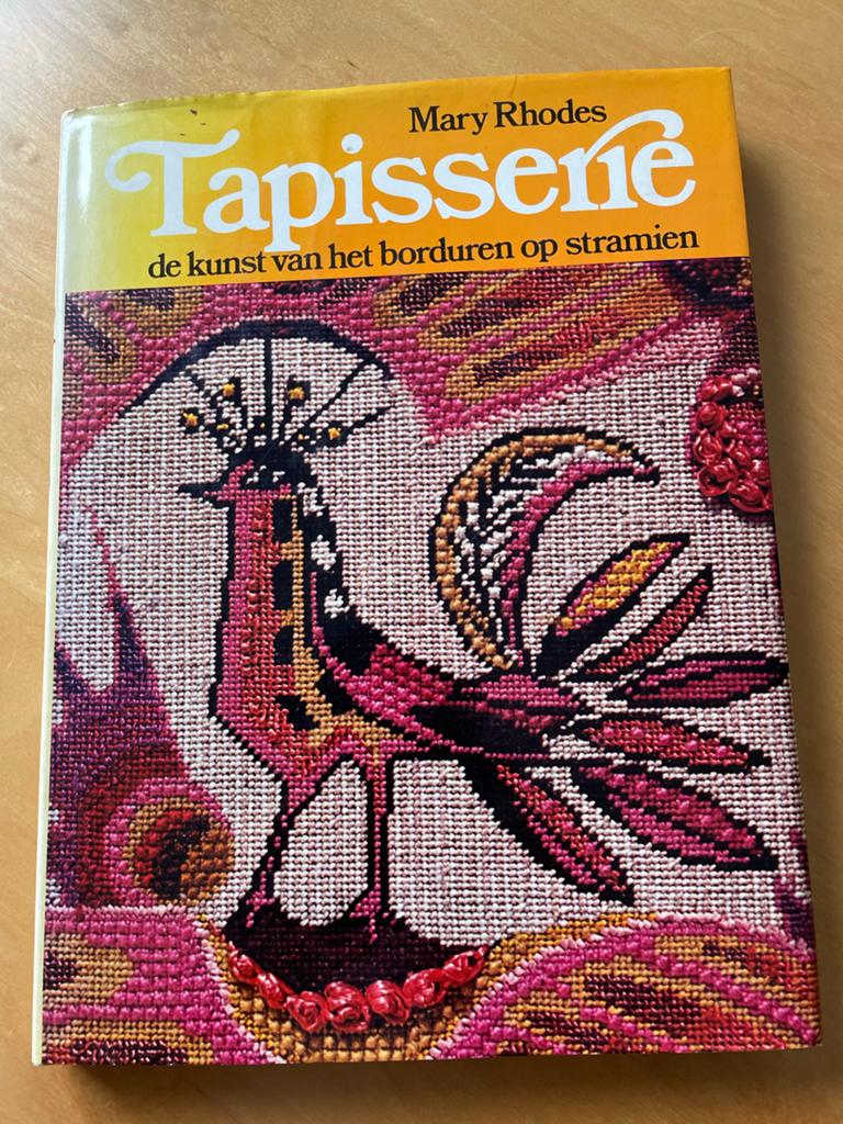 Tapisserie: De kunst van het borduren op stramien, Ophalen of Verzenden, Gelezen, Borduren en Naaien