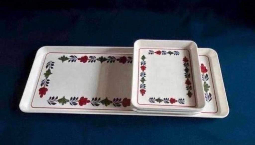 Boerenbont mepal cakeschaal met bordjes, Huis en Inrichting, Keuken | Servies, Overige materialen, Gebruikt, Ophalen of Verzenden