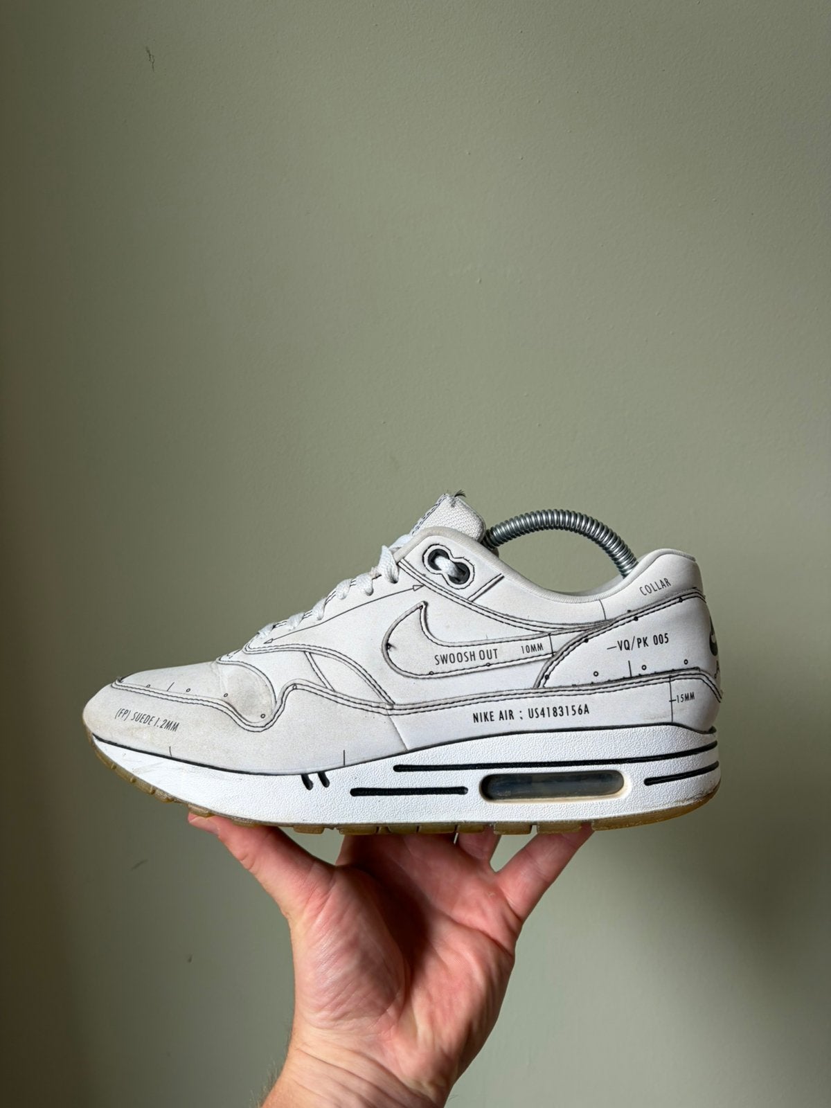 Nike Air Max 1 Tinker Schematic / 42,5, Wit, Ophalen of Verzenden, Sneakers of Gympen, Zo goed als nieuw