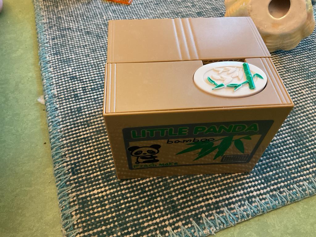 Spaarpot Panda Pakt Munt - Leuk Cadeau voor Kinderen, Ophalen, Zo goed als nieuw, Kunststof, Dier