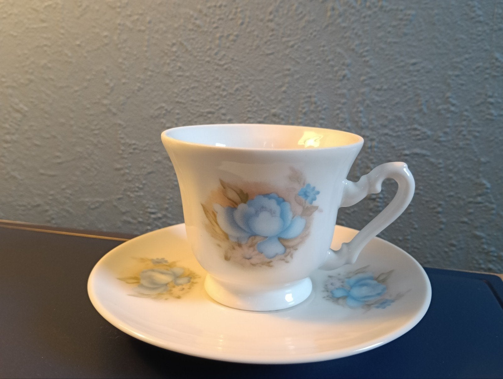 Vintage Kop en Schotel met Blauwe Bloemen - Zaječar, Ophalen of Verzenden