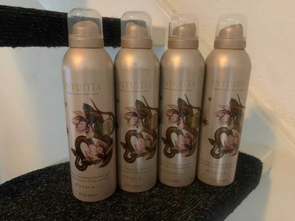 Rituals Intuitia Foaming Shower Gel 200ml, Ophalen of Verzenden, Nieuw, Bad & Douche