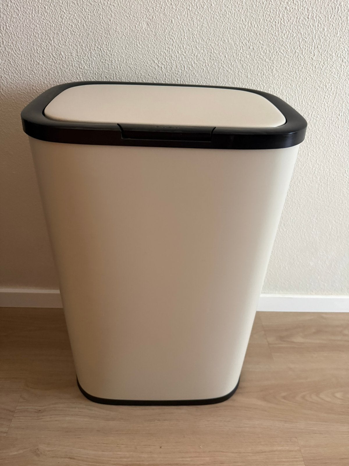 Prullenbak 60 liter creme-wit, Ophalen, Kunststof, 50 tot 75 cm, 40 liter of meer