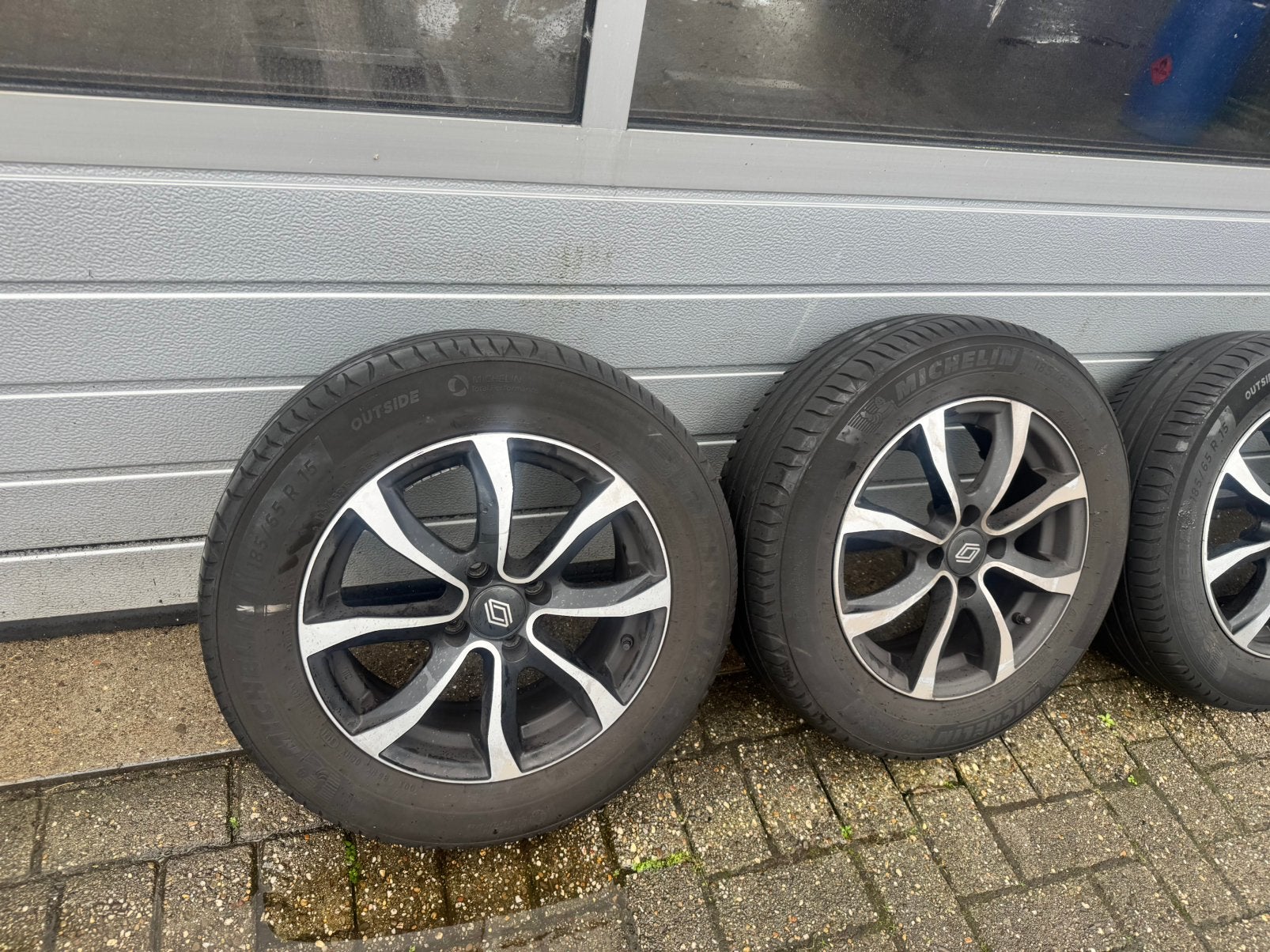 4x100 15 inch lichtmetalen velgen met michelin zomerbanden, Ophalen, Gebruikt, 15 inch, Banden en Velgen