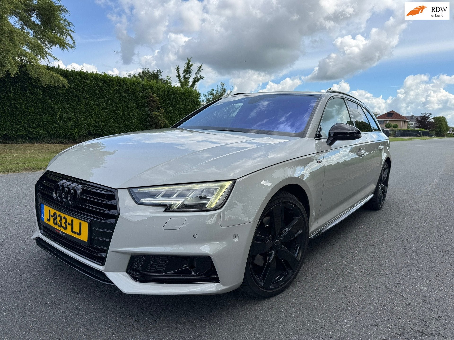 Audi A4 Avant VIRTUAL/LEER/HEAD-UP/CLIMA, Auto's, Audi, Dealer onderhouden, Gebruikt, 1984 cc, 1435 kg