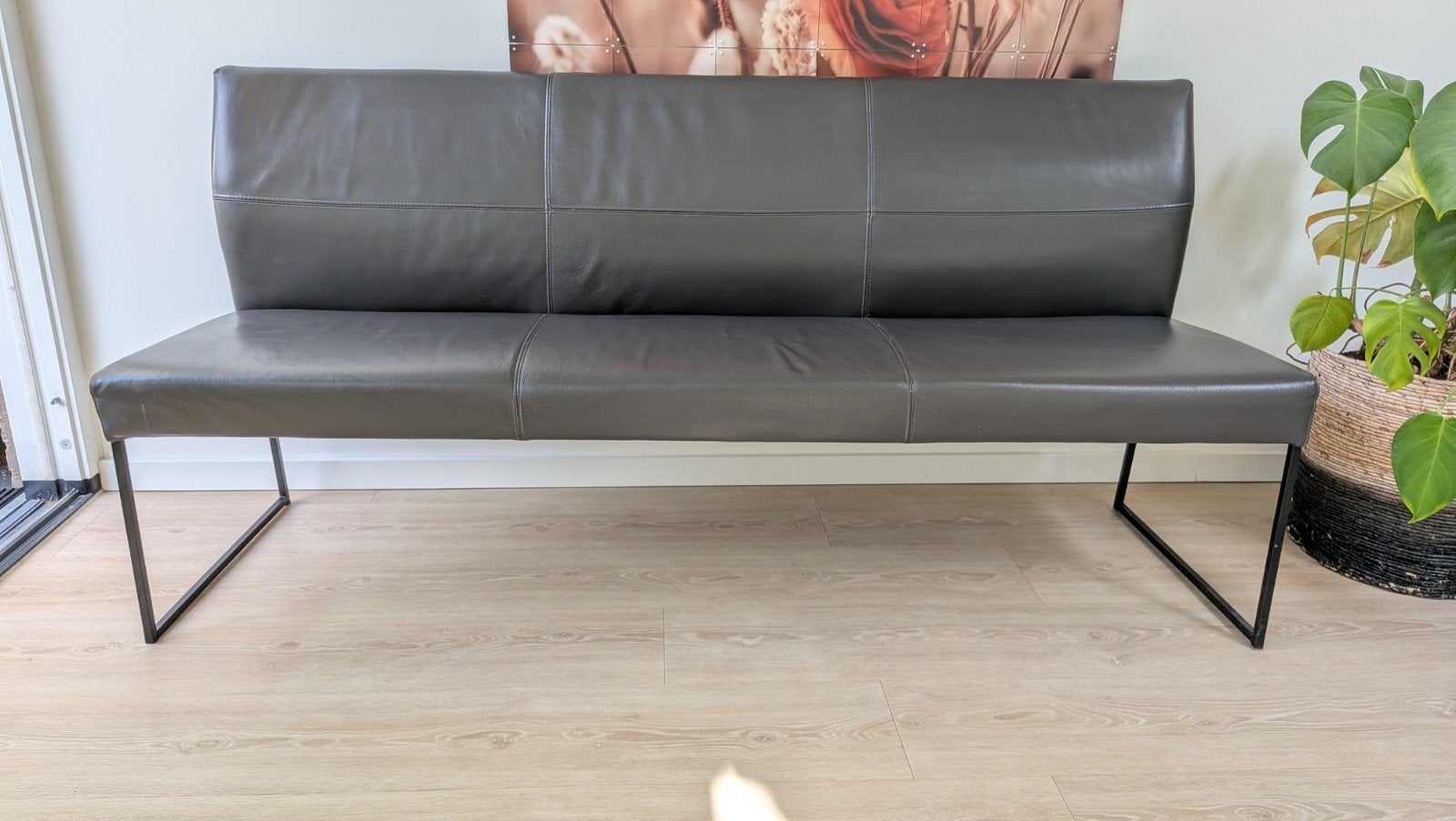 Grijze, lederen eetkamerbank Fiore 180.cm, zwart onderstel, Ophalen, Gebruikt, Leer, Modern